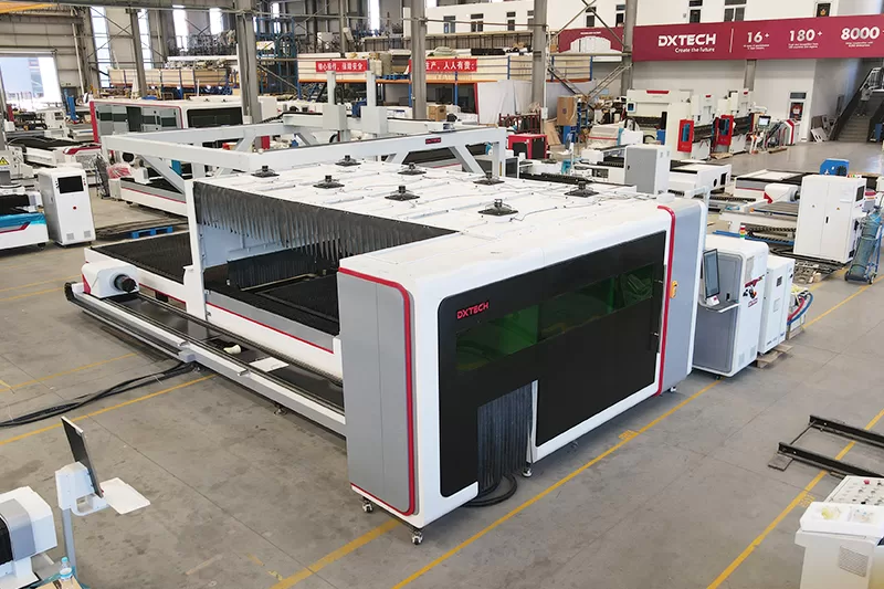 DXTECH 6KW Автоматическая Загрузка И Разгрузка Полузакрытого Типа Лист И Труба Лазерный Станок По Металлу